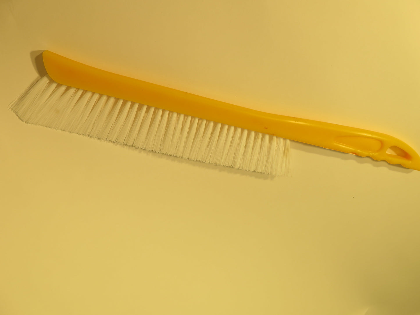 BI-Kost til affejning af bier på rammer 31cm lang